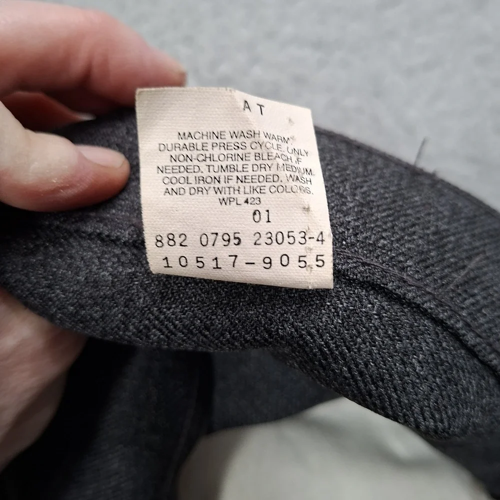 Vintage Levis 517 Bootcut Pants Dacron Polyester Black Gold Label Mens 44x32 USA